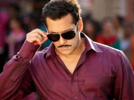 சோனாக்ஷி குண்டாக என் தம்பி தான் காரணம்: சல்மான் கான்