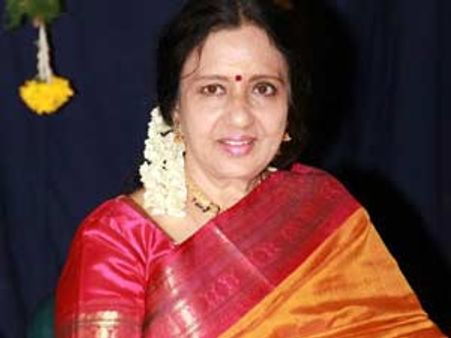 கற்பழிப்புக் குற்றங்களுக்கு மிகக் கடுமையான தண்டனை வேண்டும் - வெண்ணிற ஆடை நிர்மலா