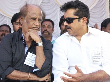 சேவை வரிக்கெதிரான உண்ணாவிரதம் - இளம் நடிகர்கள், முன்னணி நடிகைகள் டிமிக்கி!!