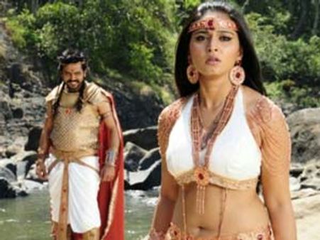 ஒரு நாள் முன்கூட்டியே வெளியாகிறது அலெக்ஸ் பாண்டியன்!