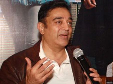 என்னை மிரட்ட முடியாது.. பயப்பட மாட்டேன்.. டிடிஎச்சில் வெளியிடுவேன்.. ஆனால் இப்போ இல்லை! - கமல்