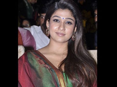 பிரபுதேவா இருக்கும் பாலிவுட் போக நயன்தாரா திட்டம்?