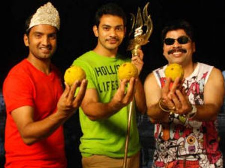 கண்ணா லட்டு திண்ண ஆசையாவில் இந்து கடவுளை அவமானப்படுத்திய காட்சிக்கு தடை விதிக்கக் கோரி புகார்