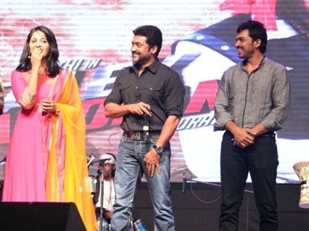 சூர்யா, கார்த்தி...: அனுஷ்கா கண்டுபிடித்த 5 வித்தியாசங்கள்!