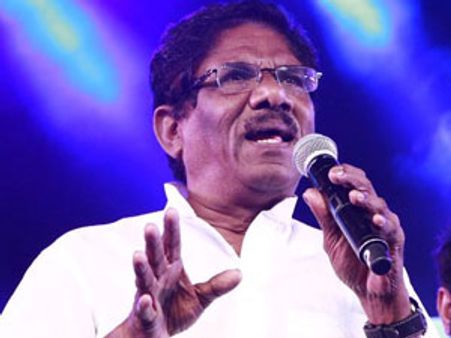 நடுநிலையுடன் பாரதிராஜா சிந்தித்துப் பார்க்க வேண்டும்- தவ்ஹீத் ஜமாத் கோரிக்கை