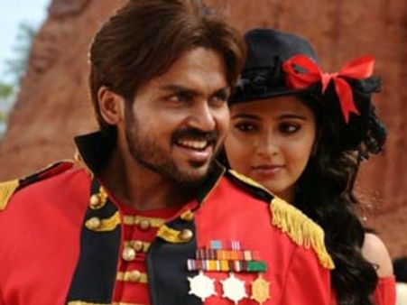 அலெக்ஸ் பாண்டியனையும் தடை பண்ணனுமாம்!!