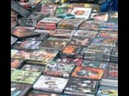 விஸ்வரூபம் திருட்டு விசிடி விற்றால் குண்டர் சட்டம்... பிரவுசிங் சென்டர்களில் சோதனை!