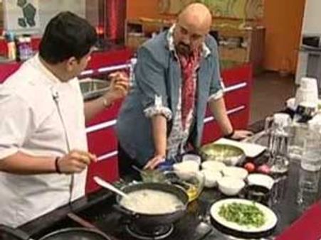 விஜய் டிவியில் ஜோடியாக சமைத்து அசத்தும் சின்னத்திரை நட்சத்திரங்கள்!