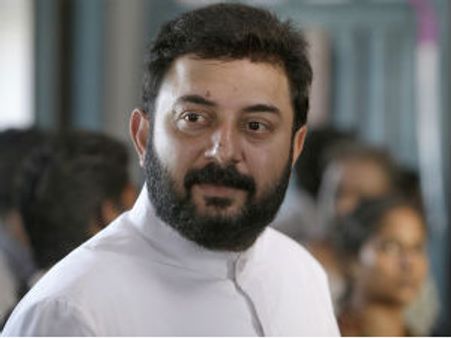 கிறிஸ்தவர்களின் மனதை புண்படுத்தும் கடல் படத்தை தடை செய்யக் கோரி ஹைகோர்ட்டில் வழக்கு