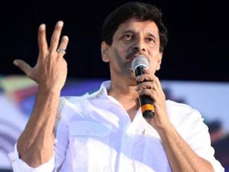 எக்ஸ்ட்ரா பணத்திற்காக இந்தி படங்களில் நடிக்கவில்லை: விக்ரம்