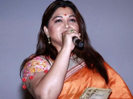 அஜீத் எனக்கு எப்போ போன் செய்தார்? கேள்வி கேட்கும் குஷ்பு