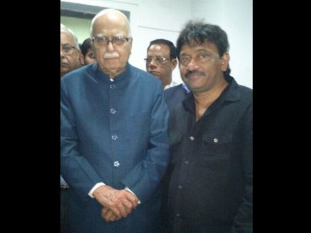 பாஜக தலைவர் அத்வானியை அழ வைத்த ராம்கோபால் வர்மா!!