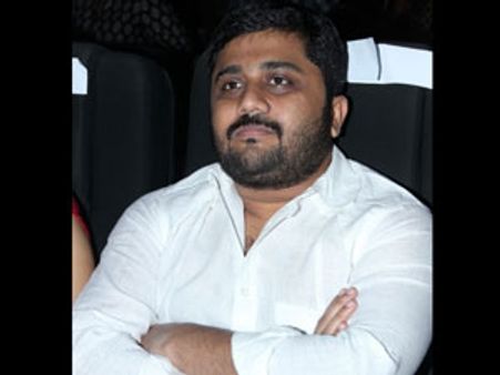 ஒரே நேரத்தில் 4 படங்கள் தயாரிப்பு... 3 படங்கள் விநியோகம்.. ஸ்டுடியோ க்ரீன் ஏக பிஸி!!