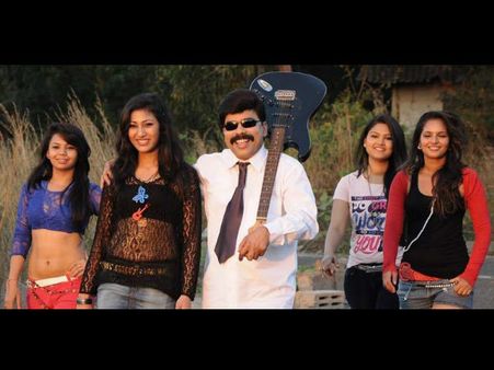 அடிபைப்பில் தண்ணி அடிப்பது போல ... சிம்புவுக்குப் போட்டியாக பவர் ஸ்டாரின் 'டெரர் ஆந்தம்'...!