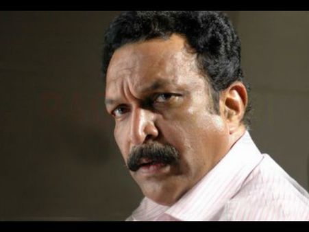 'காமசூத்ரா' மன்னனாகிறார் நாசர்!