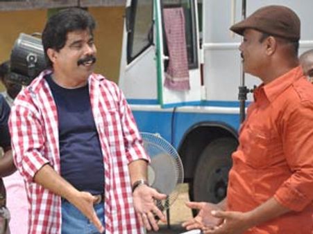 திகில் படம் காந்தாரியில் பவர் ஸ்டார் சீனிவாசன்!