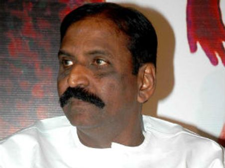 கவிஞர் வைரமுத்துவின் தந்தை காலமானார்: வடுகபட்டியில் இன்று இறுதிச் சடங்கு