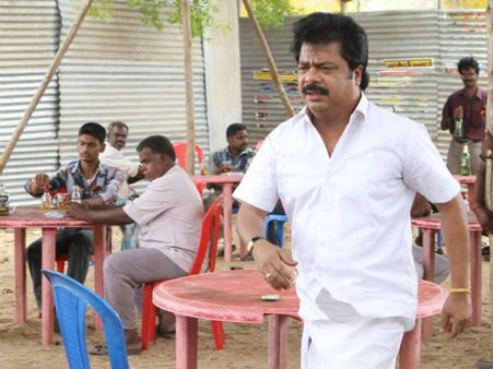 எனக்கு பொருத்தமான ஒரே ஹீரோயின் என் மனைவிதான்: பாண்டியராஜன்