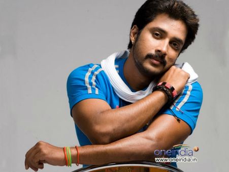 ஸ்ரேயா படத்தின் மூலம் தமிழுக்கு வரும் கன்னட ஹீரோ பிரேம்