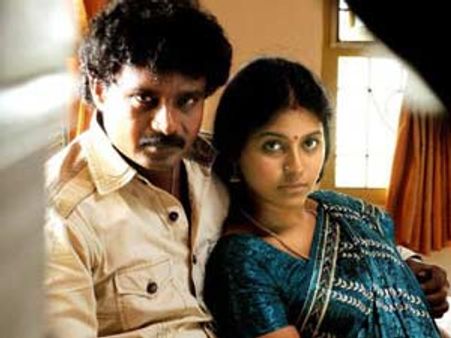 அஞ்சலி விவகாரம்- களஞ்சியத்துக்கு எதிராக திமுக, காங். சதியாம்!