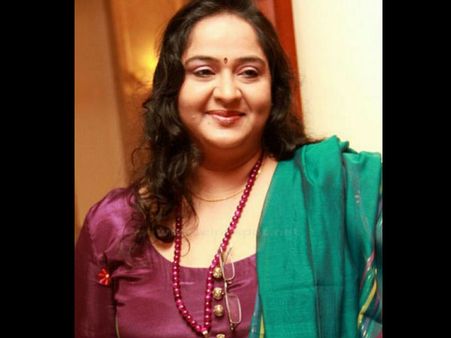 பிரபு தேவா கூட டான்ஸ் ஆட முடியலையே.... இது நடிகை ராதாவின் ஏக்கம்!