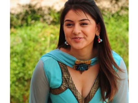 ஹன்சிகாவுக்கு பிடித்த நம்மூர் இட்லி, சாம்பார்