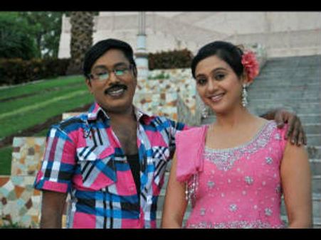 மனைவி தேவயானியை மேடம் என்று அழைக்கும் ராஜகுமாரன்