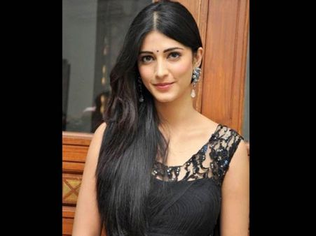 ’ரமய்யா வஸ்தாவய்யா...’ ஒரே தலைப்பில் இரண்டு படங்கள்: இரண்டிலும் நாயகி ஸ்ருதி