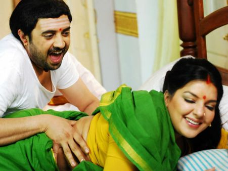 மடிசார் மாமி படத்துக்கு தடை.. தணிக்கைக் குழுவுக்கு உயர்நீதிமன்றம் குட்டு!