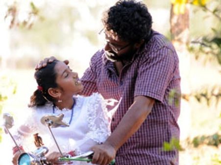 தங்க மீன்களுக்கு யு சான்று- சென்சார் குழு பாராட்டு