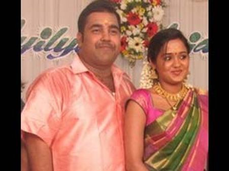 கணவன் ஆஞ்சநேயலுவைப் பிரிந்தார் அனன்யா?