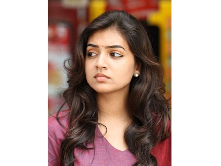 என்னைப் பற்றி யாரிடமும் வாய் திறக்கக் கூடாதுன்னு ஆர்யா மிரட்டினார்: நஸ்ரியா