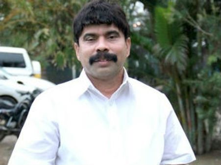 ரூ.1000 கோடி மோசடி புகார்: பவர்ஸ்டார் சீனிவாசனை கைது செய்த டெல்லி போலீஸ்