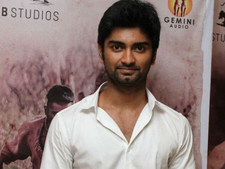 'இரும்புக்குதிரையில்’ அஜீத்தை பாலோ செய்யும் அதர்வா