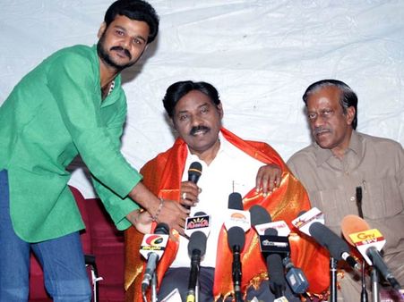 எஸ்.ஆர்.எம் பல்கலைக்கழகத்தில் திரைப்படப்பாடல்கள் எழுத புதிய பட்டயப்படிப்பு