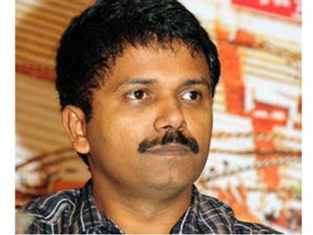 பாலிவுட்டில் படம் இயக்கினால்தான் இந்திய டைரக்டர் தகுதி கிடைக்குமாம்: சொல்கிறார் சுசி கணேசன்!