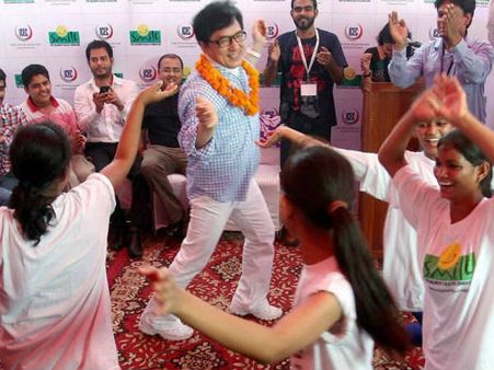 ''அண்ணாத்த ஆடுறார் ஒத்திக்கோ ஒத்திக்கோ...!''