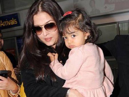 ஆரத்யாக்குட்டி ஸ்கூலுக்கு போகப் போறாங்களாம்...