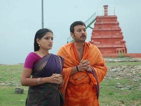 இளவரசியின் அபத்தங்கள்... சீரியலை எப்போ முடிப்பீங்க?