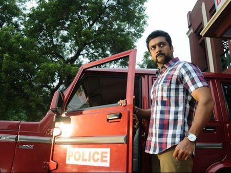 மூன்று நாட்களில் ரூ 50 கோடி- இது சிங்கம் 2 வசூல் சாதனை!