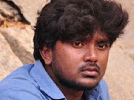 கார் மோதி சிறுமி மரணம் - காமெடி நடிகர் பாலா கைது