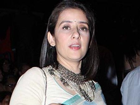 என்னை பார்க்க நடிகைகள் யாருமே வரலையே: தபுவிடம் மனீஷா கண்ணீர்