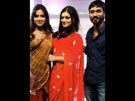 தந்தி டிவியில் திருநங்கை நடத்தும் நட்புடன் அப்சரா…