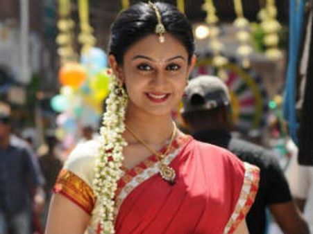 அர்ஜூன் மகளுக்கு அடுத்தடுத்து வாய்ப்புகள்!