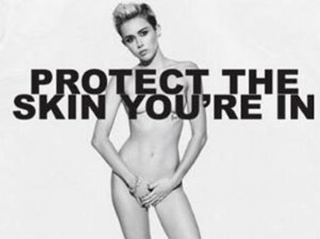 சருமப் புற்றுநோய் விழிப்புணர்வுக்காக.. நிர்வாணமான மைலி சைரஸ்