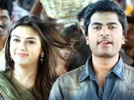 சிம்பு கூடவா நடிக்கப் போறீங்க: ஹன்சிகாவை எச்சரித்த சிலர்
