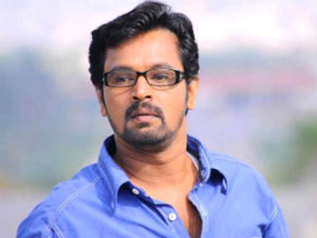 பெற்றோர் வேண்டாம், காதலன் மட்டுமே வேண்டும்: இயக்குனர் சேரனின் மகள் அடம்