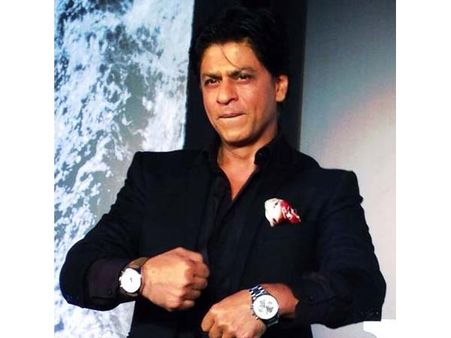 ’சென்னை எக்ஸ்பிரஸ்’ விழாவில் ஷாரூக்கின் ‘ கருப்பு மப்ளரை’ சுட்ட ரசிகர்கள்...