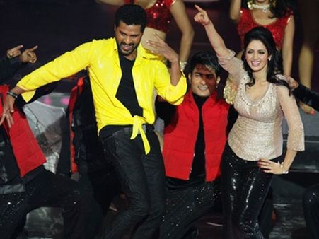 மகள்களுக்காக பிரபுதேவாவுடன் டான்ஸ் ஆடினேன்..: ஸ்ரீதேவி