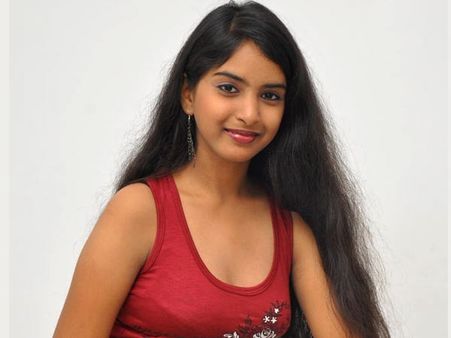 தெலுங்கு நடிகையை காணவில்லை... தந்தை புகார்!